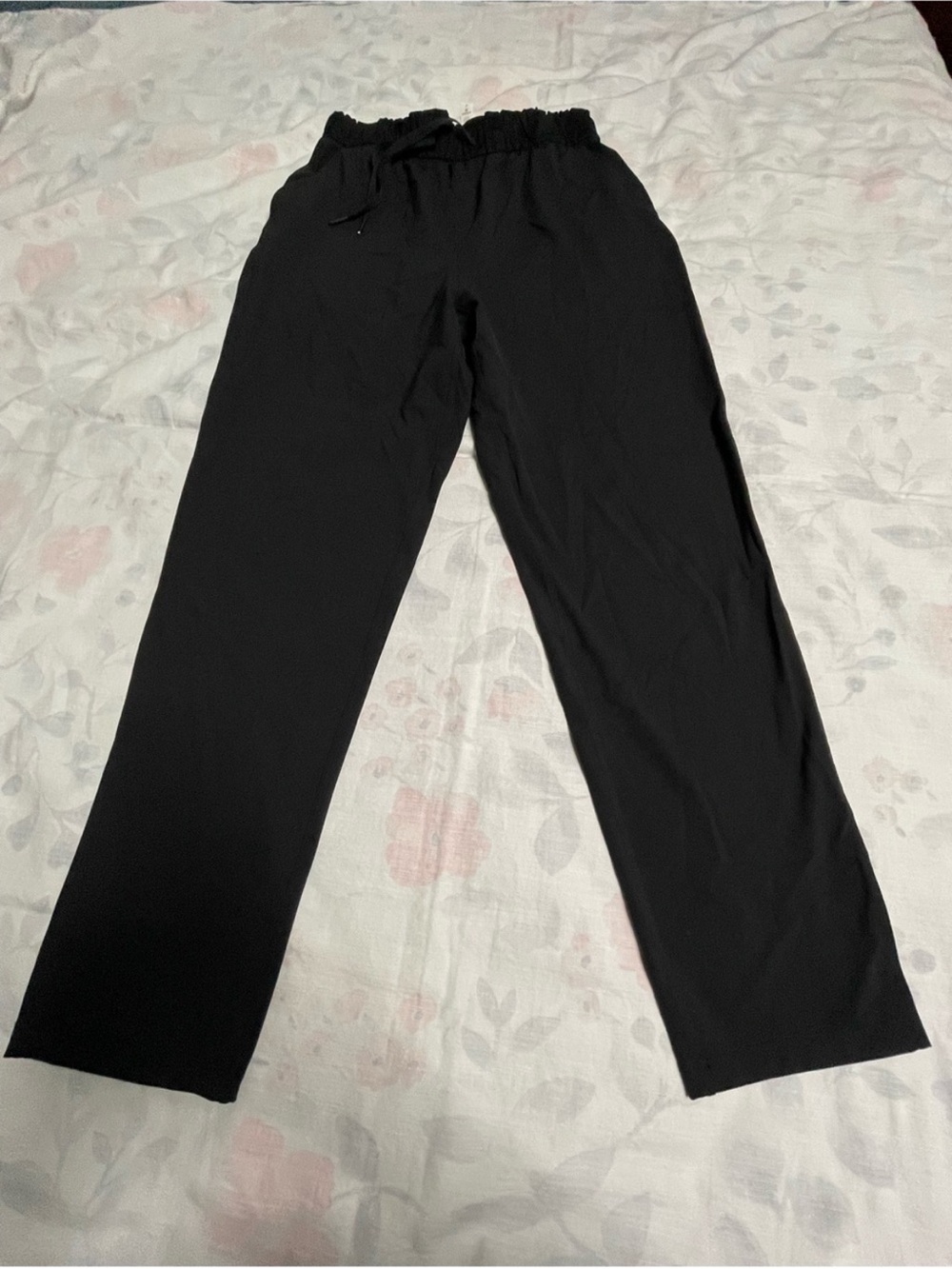 Lululemon Athletica Track
Pants 6